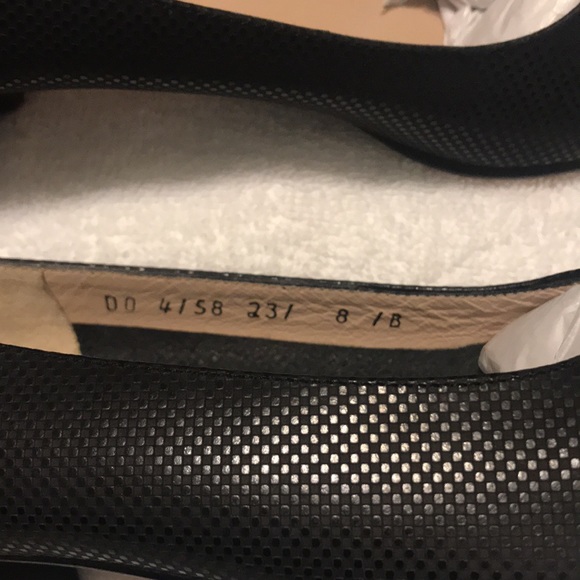 Salvatore FERRAGAMO black shoes - Picture 5 of 7